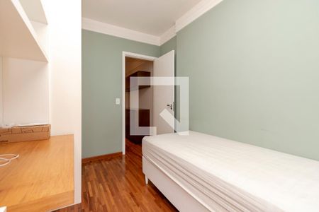Apartamento à venda com 130m², 3 quartos e 3 vagas Apartamento à venda com 130m², 3 quartos e 3 vagasQuarto 1