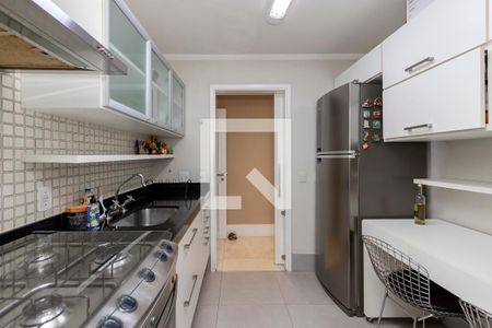 Apartamento à venda com 130m², 3 quartos e 3 vagas Apartamento à venda com 130m², 3 quartos e 3 vagasCozinha