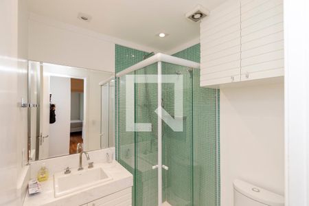 Apartamento à venda com 130m², 3 quartos e 3 vagas Apartamento à venda com 130m², 3 quartos e 3 vagasBanheiro