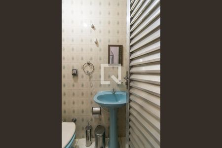 Casa à venda com 94m², 2 quartos e sem vagaBanheiro de Serviço