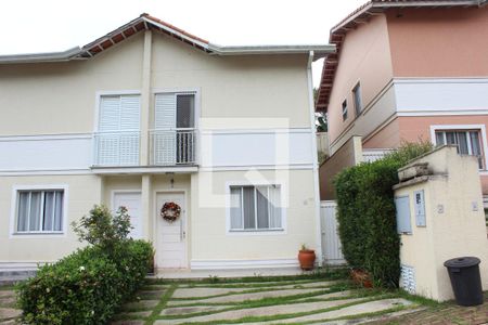 Casa de condomínio para alugar com 97m², 3 quartos e 2 vagasFachada