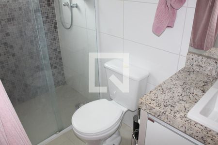Casa de condomínio para alugar com 97m², 3 quartos e 2 vagasBanheiro da Suíte