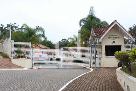 Casa de condomínio para alugar com 97m², 3 quartos e 2 vagasFachada e portaria