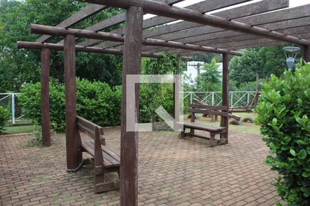 Casa de condomínio para alugar com 97m², 3 quartos e 2 vagasÁrea comum - Playground