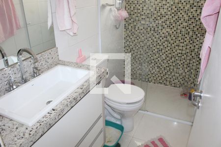 Banheiro de casa de condomínio para alugar com 3 quartos, 97m² em Paisagem Renoir, Cotia