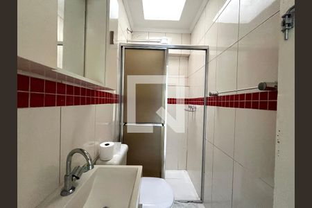 Casa à venda com 212m², 4 quartos e 3 vagas Casa à venda com 212m², 4 quartos e 3 vagasEdícula