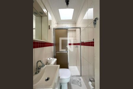 Casa à venda com 212m², 4 quartos e 3 vagas Casa à venda com 212m², 4 quartos e 3 vagasEdícula