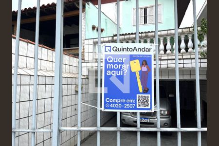 Casa à venda com 212m², 4 quartos e 3 vagas Casa à venda com 212m², 4 quartos e 3 vagasPlaquinha