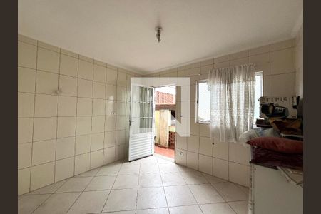 Casa à venda com 212m², 4 quartos e 3 vagas Casa à venda com 212m², 4 quartos e 3 vagasEdícula