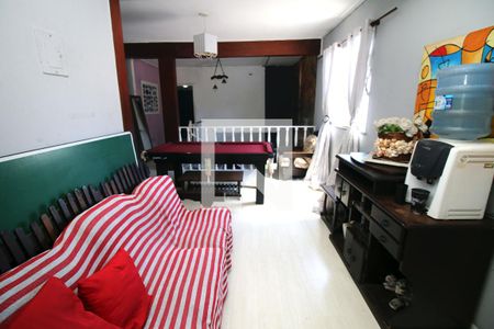 Sala 2 de casa à venda com 5 quartos, 500m² em Irajá, Rio de Janeiro