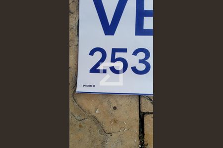 Casa para alugar com 600m², 3 quartos e 3 vagas Casa para alugar com 600m², 3 quartos e 3 vagasplaquinha instalada