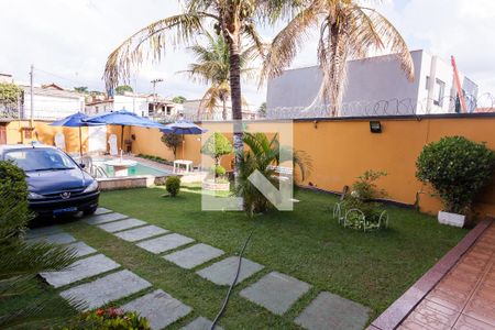 Casa para alugar com 600m², 3 quartos e 3 vagas Casa para alugar com 600m², 3 quartos e 3 vagasQuintal