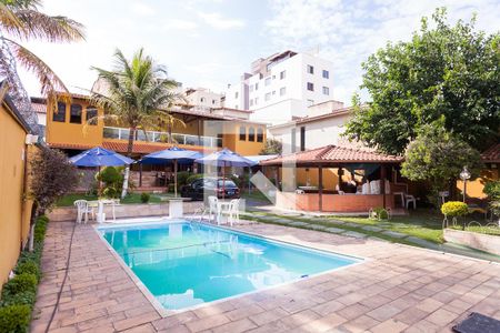 Casa para alugar com 600m², 3 quartos e 3 vagas Casa para alugar com 600m², 3 quartos e 3 vagasPiscina