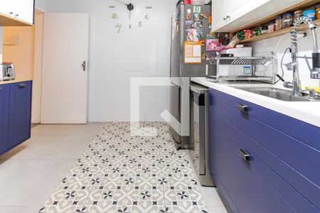 Cozinha de casa para alugar com 2 quartos, 130m² em Chácara Santo Antônio (zona Sul), São Paulo