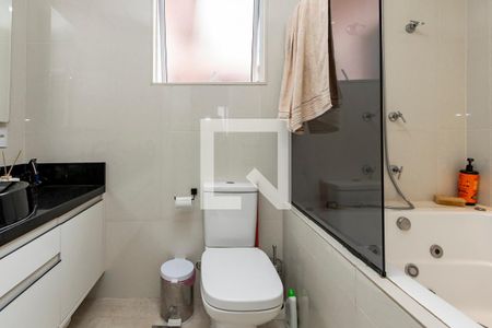 Casa para alugar com 130m², 2 quartos e 1 vaga Casa para alugar com 130m², 2 quartos e 1 vagaBanheiro da Suíte