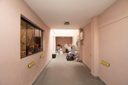 Casa para alugar com 130m², 2 quartos e 1 vaga Casa para alugar com 130m², 2 quartos e 1 vagaGaragem