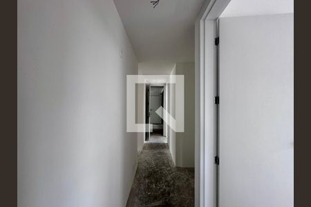 Apartamento para alugar com 211m², 3 quartos e 3 vagas Apartamento para alugar com 211m², 3 quartos e 3 vagasCorredor Suítes