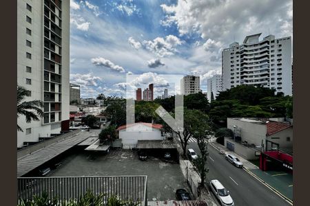 Apartamento para alugar com 211m², 3 quartos e 3 vagas Apartamento para alugar com 211m², 3 quartos e 3 vagasVista