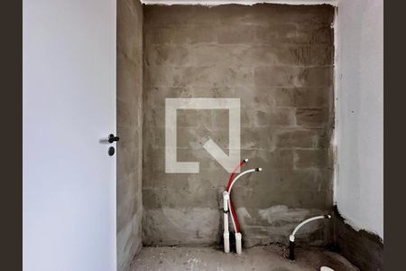 Apartamento para alugar com 211m², 3 quartos e 3 vagas Apartamento para alugar com 211m², 3 quartos e 3 vagasBanheiro Suíte 2