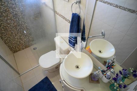 Apartamento à venda com 82m², 2 quartos e 1 vaga Apartamento à venda com 82m², 2 quartos e 1 vagaBanheiro