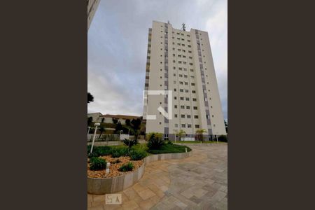 Apartamento à venda com 82m², 2 quartos e 1 vaga Apartamento à venda com 82m², 2 quartos e 1 vagaFachada