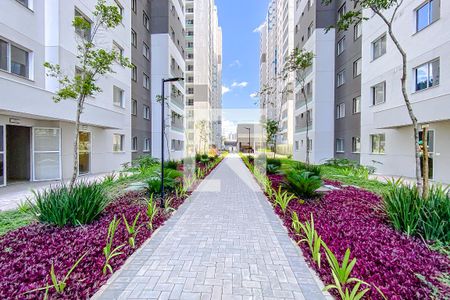 Apartamento à venda com 35m², 2 quartos e sem vagaÁrea comum