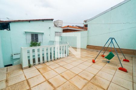 Casa à venda com 224m², 3 quartos e 4 vagasVaranda