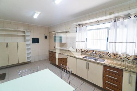 Casa à venda com 224m², 3 quartos e 4 vagasCozinha