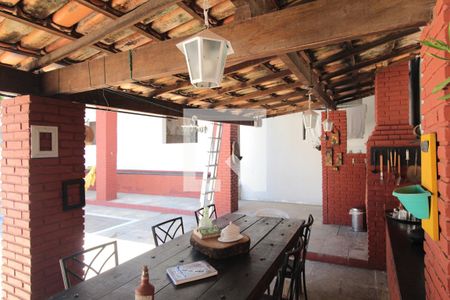 Casa à venda com 520m², 3 quartos e 1 vagaÁrea Gourmet