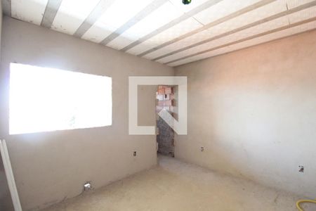 Casa à venda com 520m², 3 quartos e 1 vagaCasa dos Fundos em Construção