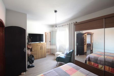 Suite de casa à venda com 3 quartos, 520m² em Céu Azul, Belo Horizonte