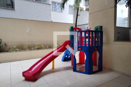 Apartamento para alugar com 100m², 2 quartos e 1 vagaÁrea comum - Playground