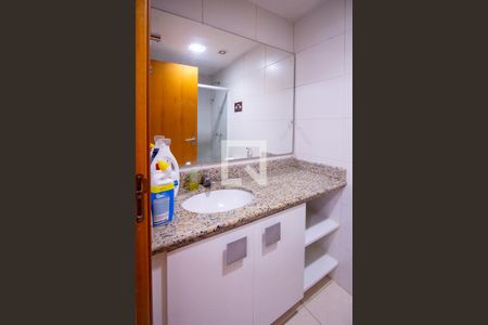 Apartamento para alugar com 100m², 2 quartos e 1 vagaBanheiro da Suíte