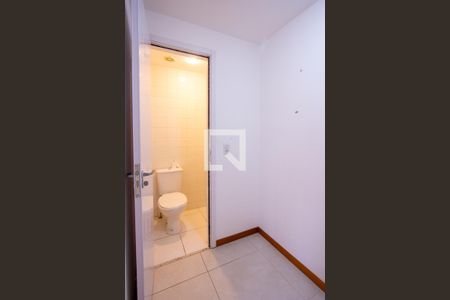 Apartamento para alugar com 100m², 2 quartos e 1 vagaQuarto de Serviço