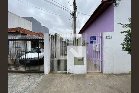 Casa para alugar com 80m², 2 quartos e sem vaga Casa para alugar com 80m², 2 quartos e sem vagaFachada com plaquinha