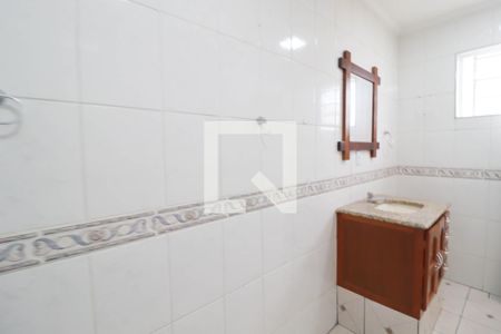 Casa à venda com 215m², 4 quartos e 4 vagasSuíte