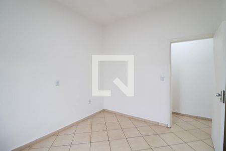 Casa à venda com 215m², 4 quartos e 4 vagasSuíte