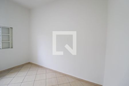 Casa à venda com 215m², 4 quartos e 4 vagasSuíte