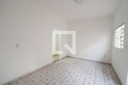 Casa à venda com 215m², 4 quartos e 4 vagasCozinha e Área de Serviço