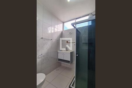 Apartamento à venda com 65m², 2 quartos e sem vaga Apartamento à venda com 65m², 2 quartos e sem vagaBanheiro