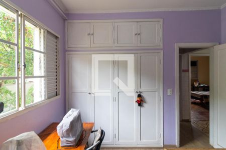 Casa à venda com 328m², 3 quartos e 2 vagasQuarto 01