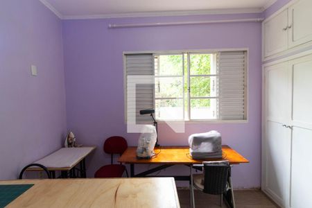 Casa à venda com 328m², 3 quartos e 2 vagasQuarto 01