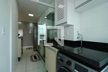 Apartamento à venda com 65m², 2 quartos e 1 vagaÁrea de Serviço