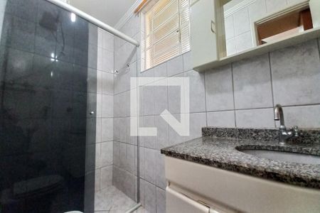 Casa à venda com 266m², 3 quartos e 3 vagasBanheiro da Suíte