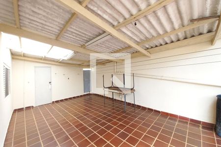 Casa à venda com 266m², 3 quartos e 3 vagasÁrea Comum