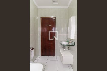 Casa à venda com 380m², 3 quartos e 5 vagasBanheiro 1