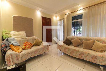 Sala de casa à venda com 3 quartos, 380m² em Vila Taquari, São Paulo