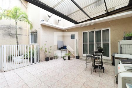 Casa à venda com 450m², 4 quartos e 4 vagasÁrea de serviço