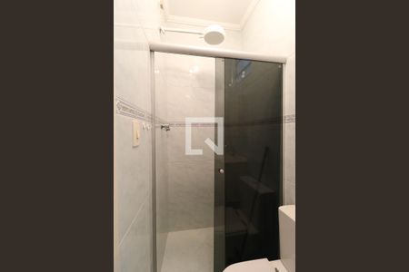 Casa à venda com 450m², 4 quartos e 4 vagasBanheiro Suíte 2