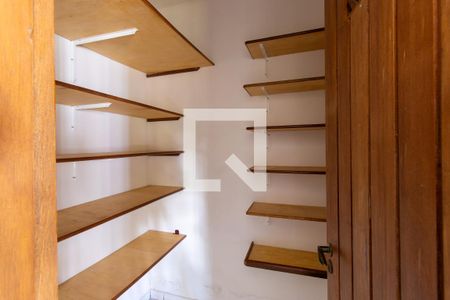 Casa de condomínio para alugar com 3m², 4 quartos e 2 vagasCloset Quarto 1